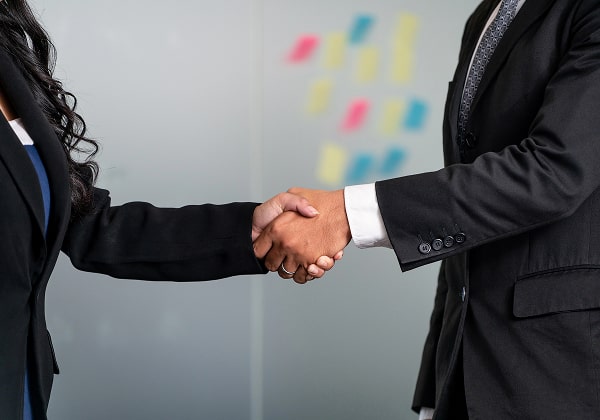 earn-your-clients-trust-from-the-first-contact